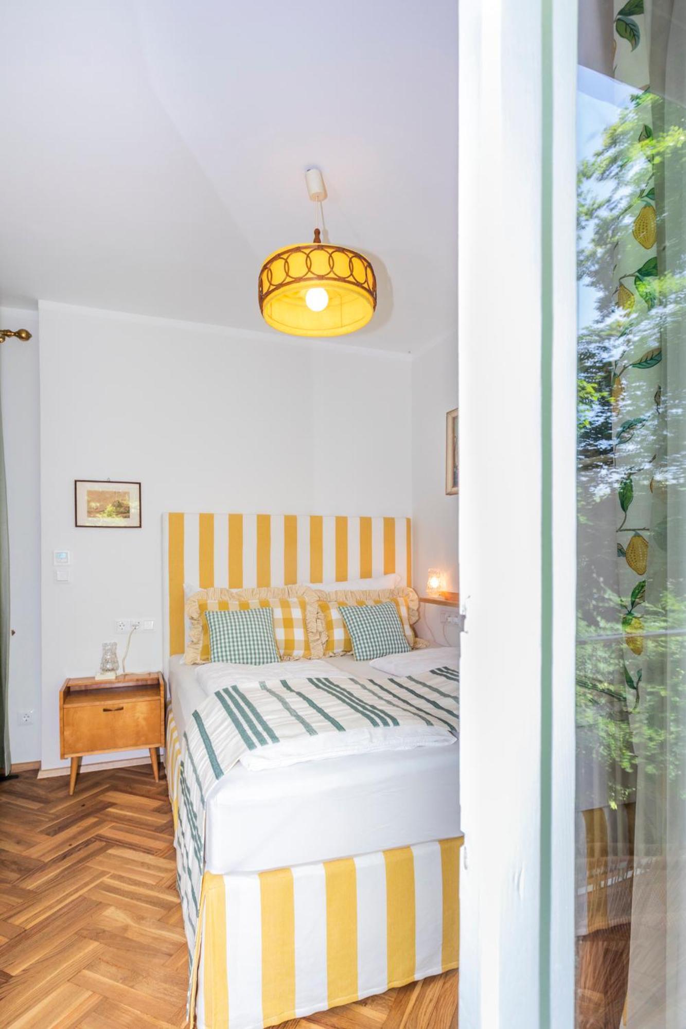 Gaestehaus Wallner Velden am Worthersee Bagian luar foto